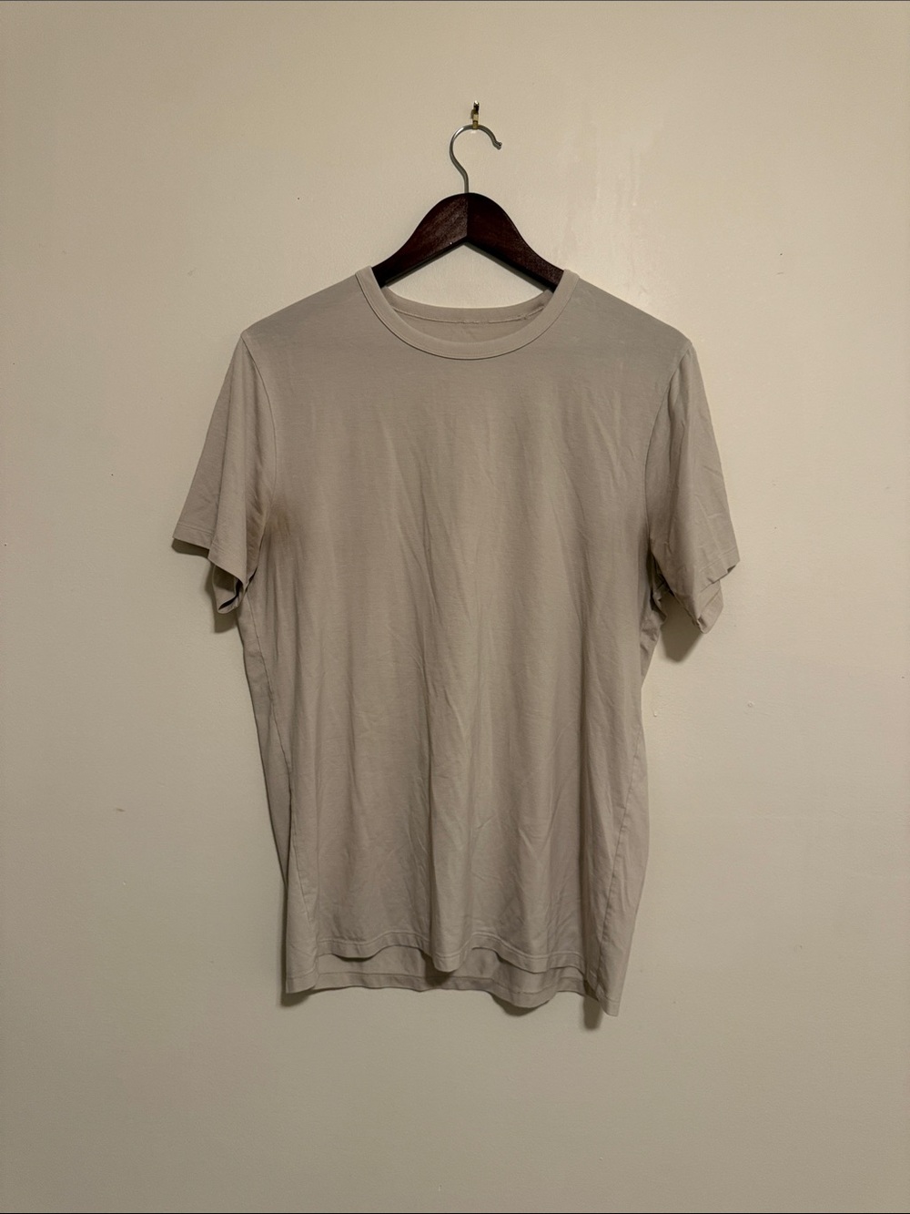 lululemon athletica Men's Lightweight Workout Running Gym Crew Tee - Light Beige